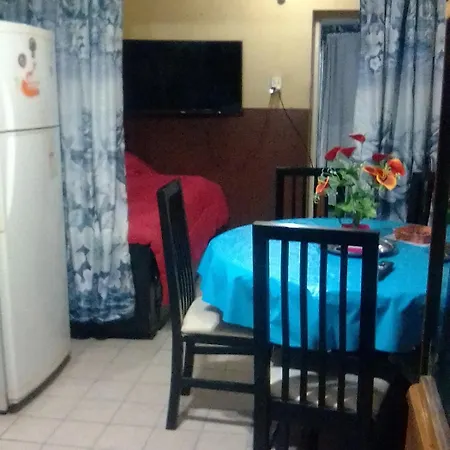 Mistela Altos De Mendoza- Zona Residencial Destacada A Pasos De Ciudad Y 2 Bodegas Apartment Godoy Cruz Room photo