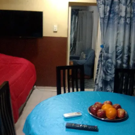 Mistela Altos De Mendoza- Zona Residencial Destacada A Pasos De Ciudad Y 2 Bodegas Apartment Godoy Cruz Room photo
